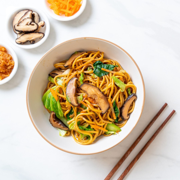 Yaki Udon Noodles with Vegetables