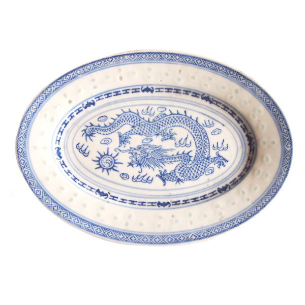 plate 9 in, blue-white, oval